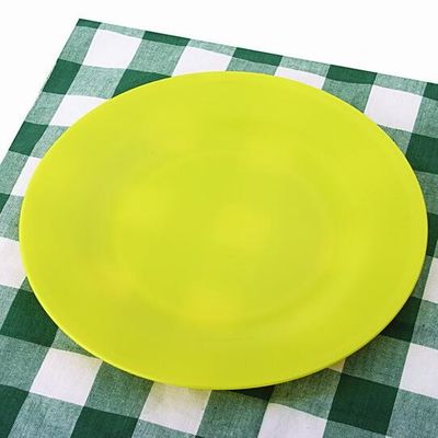 Zindywidualizowane logo plastikowe tacę z jedzeniem PP Płytka jednorazowa wydajność lekka okrągła płyta mikrofalowa