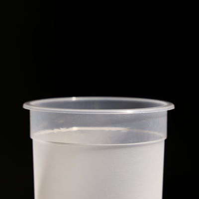 17OZ/24OZ Jednorazowa plastikowa filiżanka do kawy PP z przejrzystą pokrywą