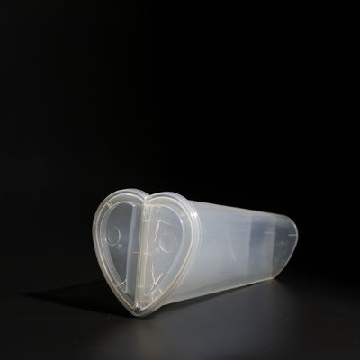 Sertifikasi FDA Logo Disesuaikan Piala PP Plastik Ganda Dengan Tutup Kubah