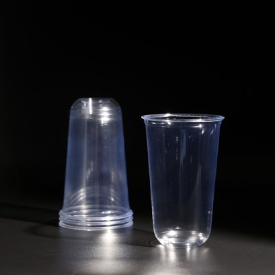 18OZ Tazze di PET personalizzate con coperchi e cannucce per bevande fredde