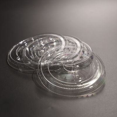 Lecksicherungsschraube auf Plastikbecherdeckel für Mitnahmebecher